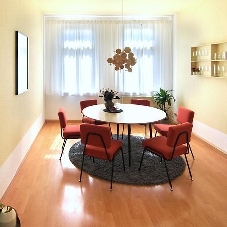 Vonbehling Boutique Apartment Mit 65Zoll Tv Und Designerstuecken Halle  外观 照片